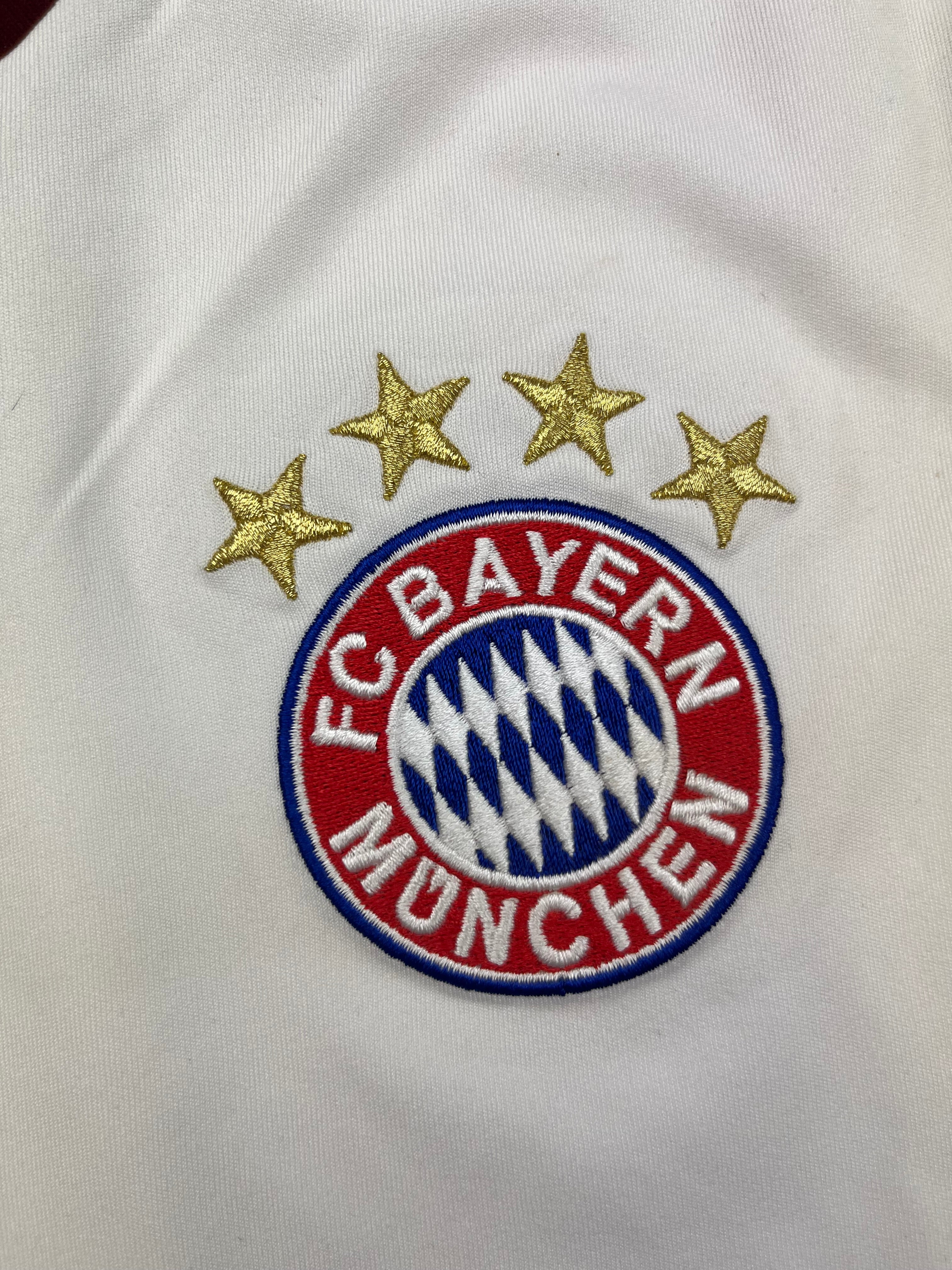 2016/17 Bayern Munich Third Shirt (M) 9/10
