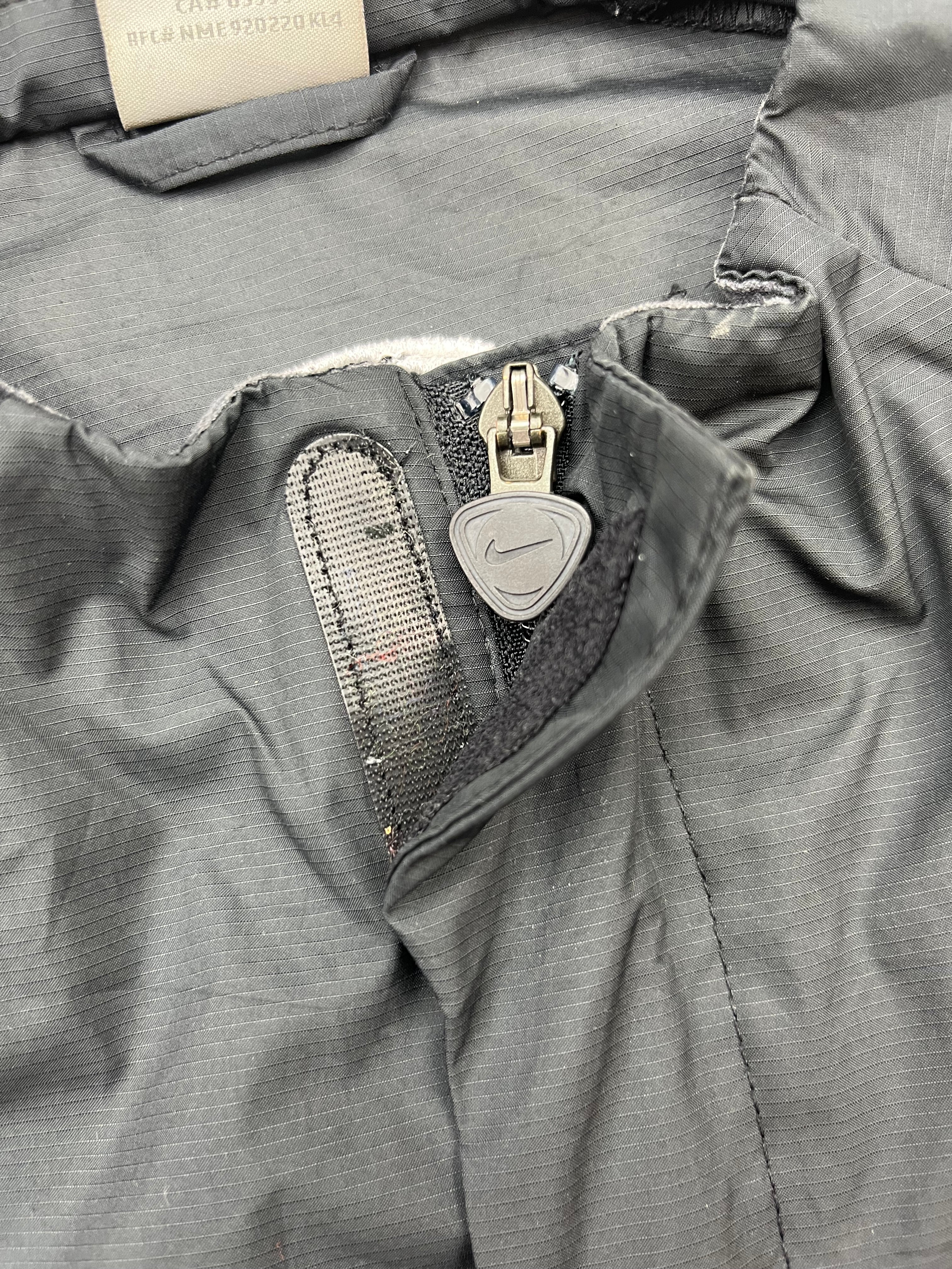 2002/04 Manchester United Training Jacket (L) 9/10