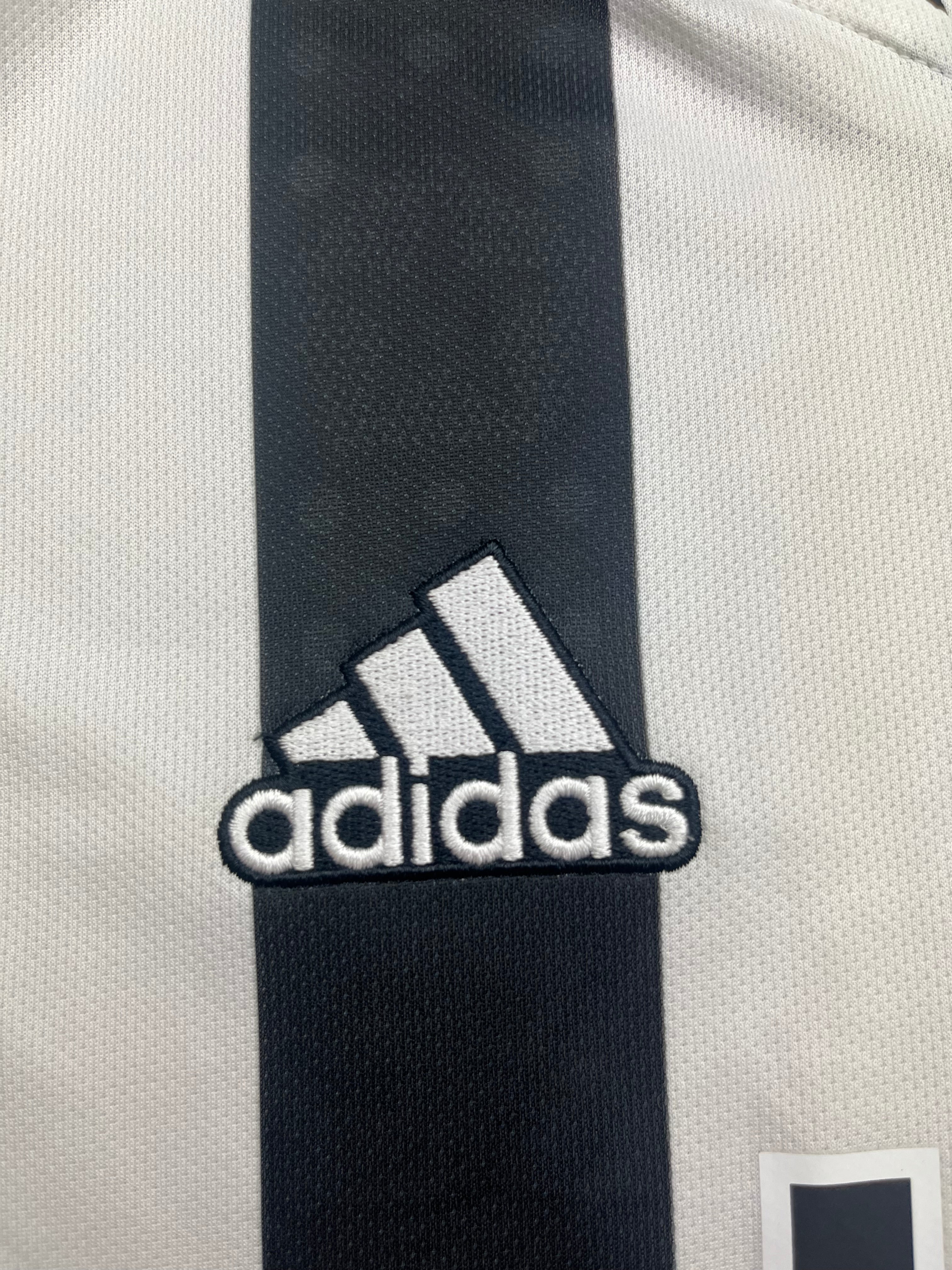 2021/22 Juventus Home Shirt (M) BNWT