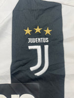 2018/18 Juventus Home Shirt (L) 9/10