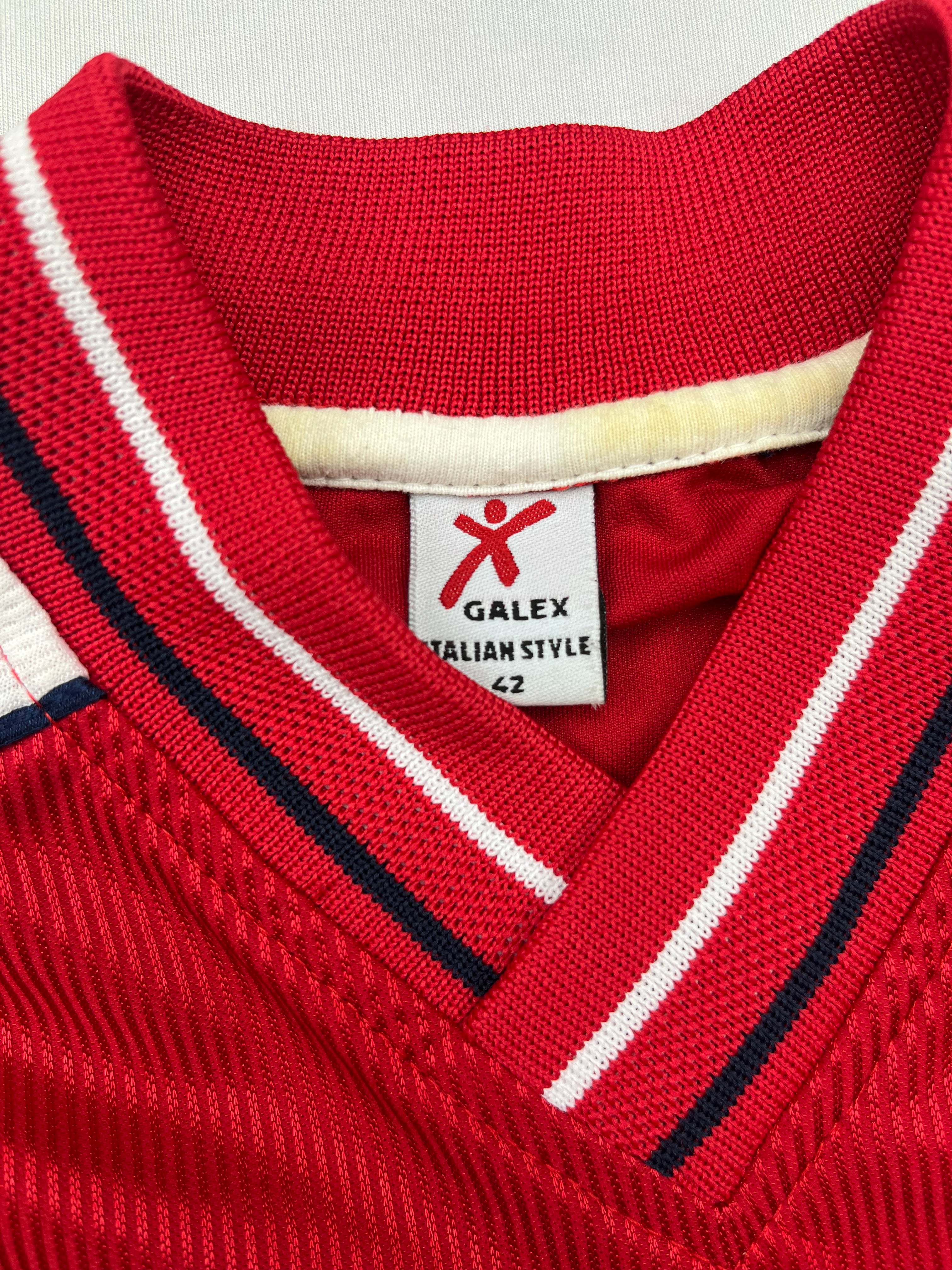 2002/03 Perugia Home L/S Shirt (S) 7.5/10