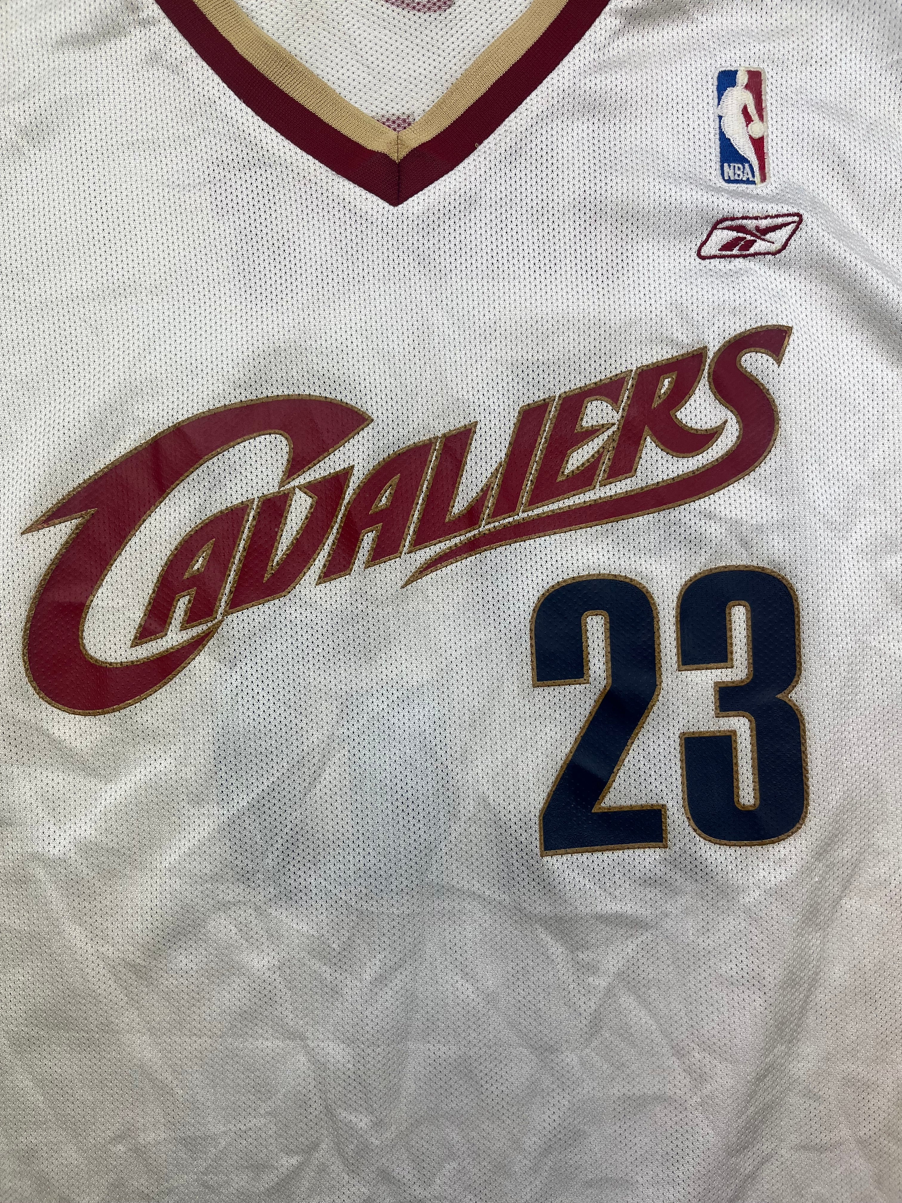 2003/06 Cleveland Cavaliers Reebok Alternate Jersey James #23 (2XL) 9/10