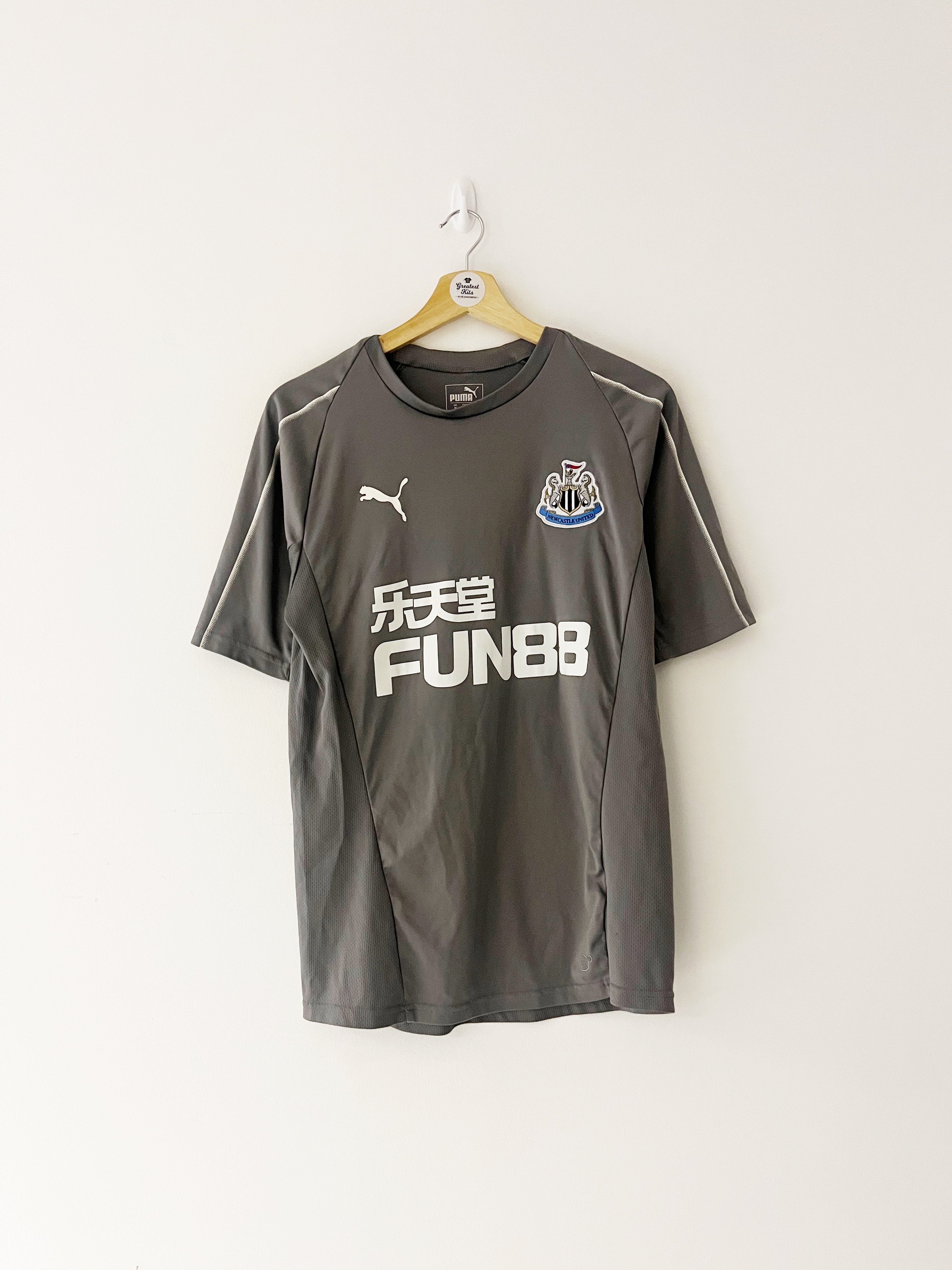 2017/18 Newcastle Training Shirt (M) 9/10
