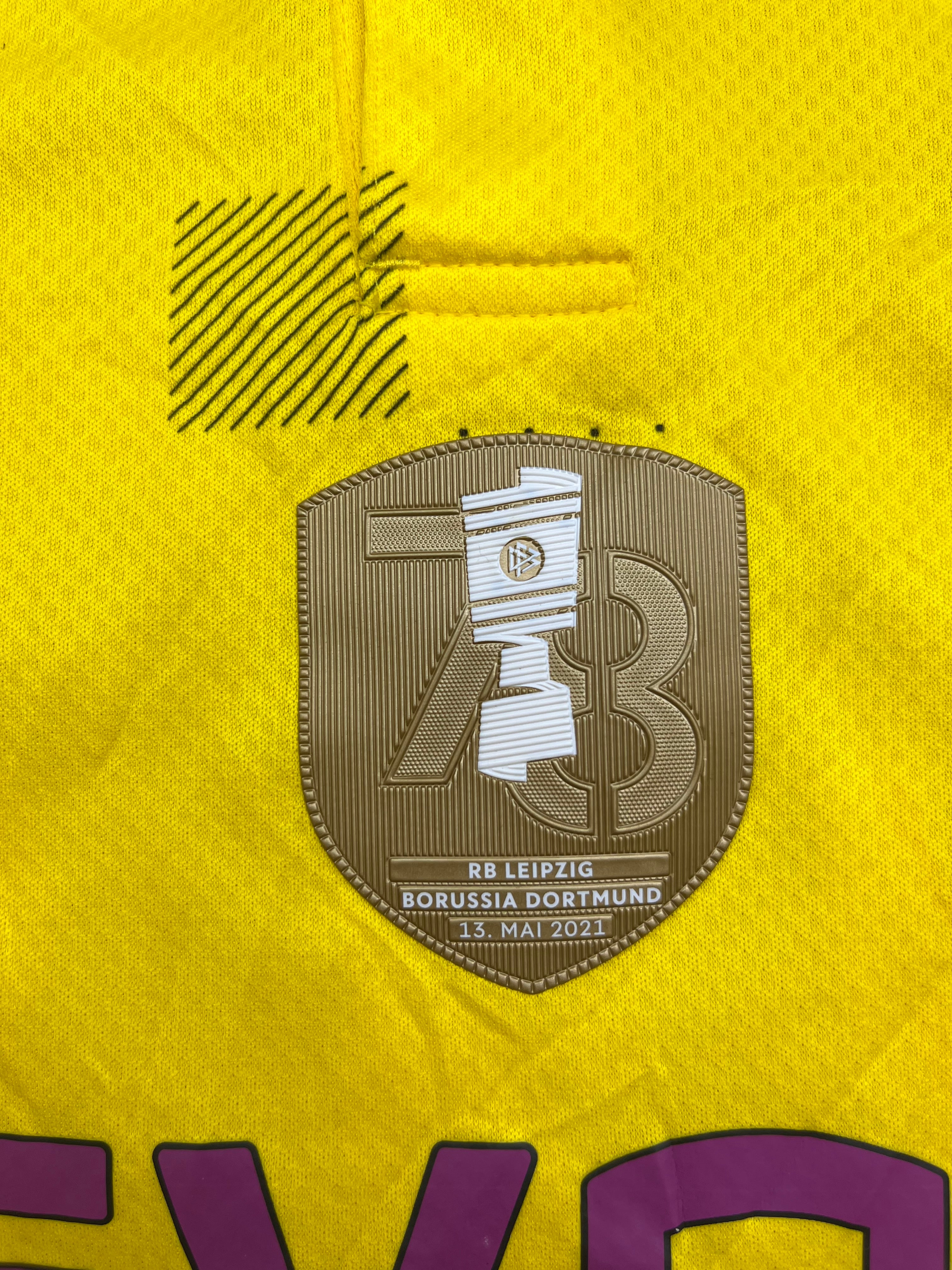 2021 Borussia Dortmund DFB-Pokal Final Home Shirt #29 (M) 9/10
