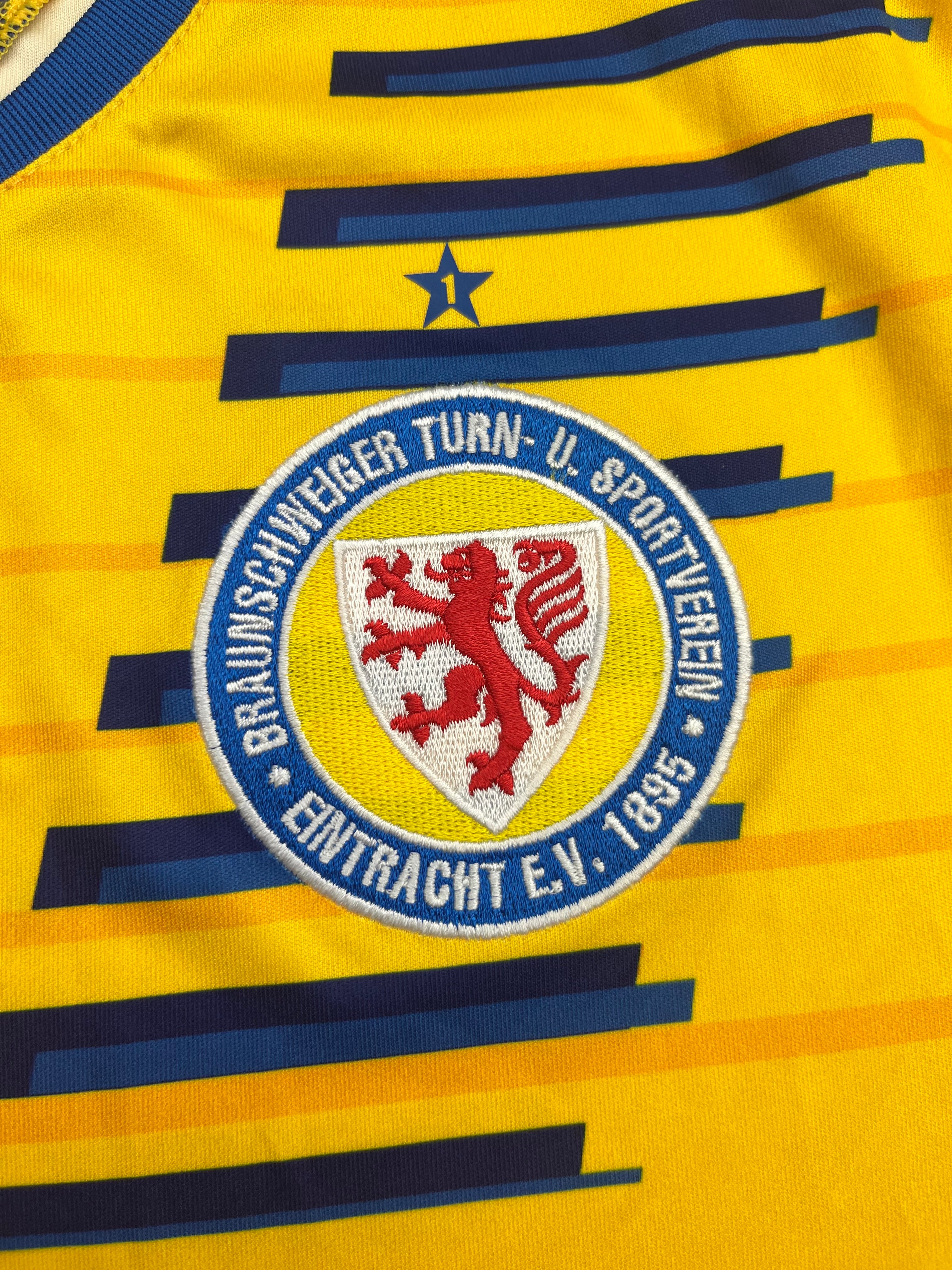 2018/19 Eintracht Braunschweig Home Shirt (3XL) 9/10