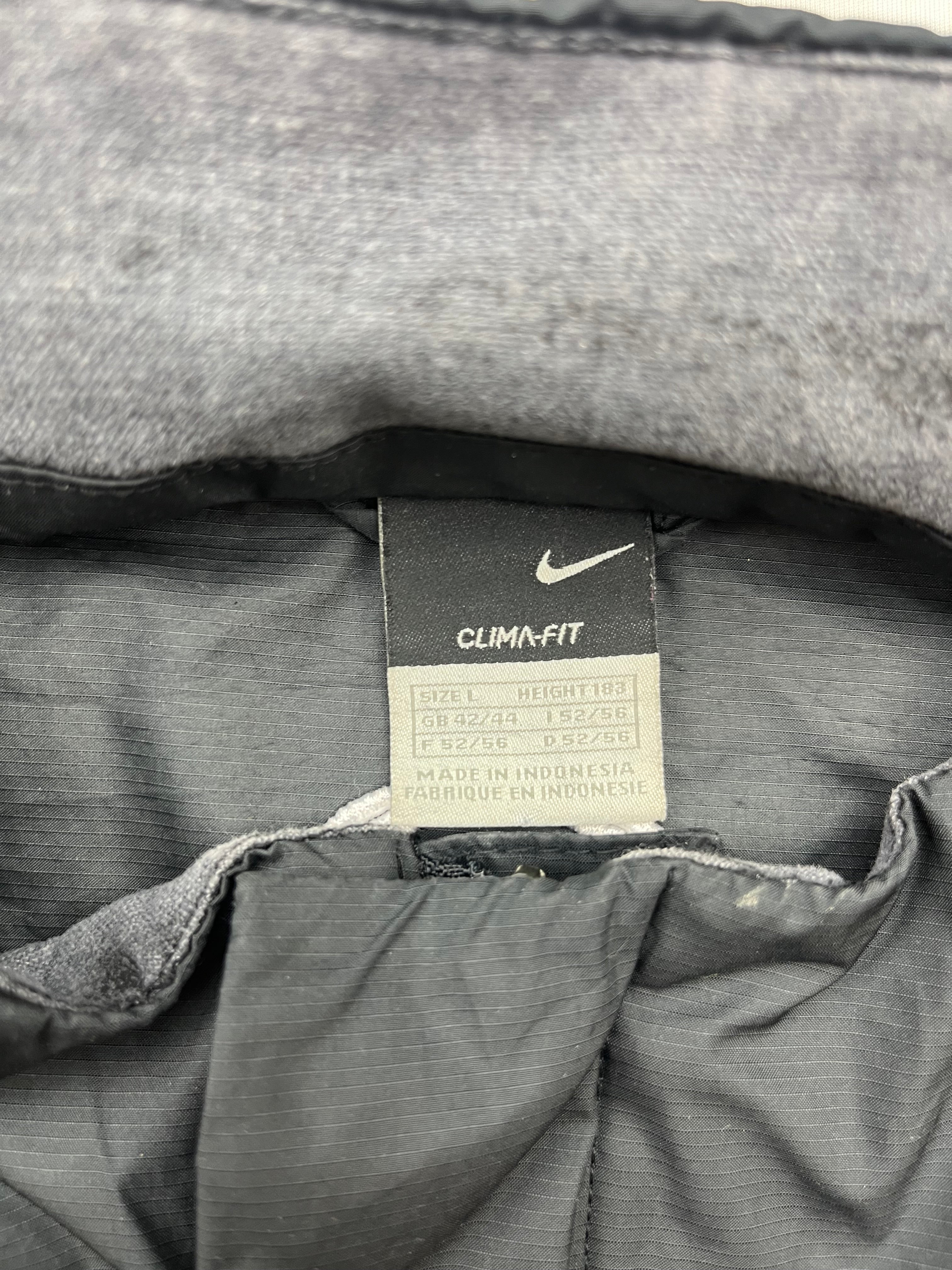 2002/04 Manchester United Training Jacket (L) 9/10