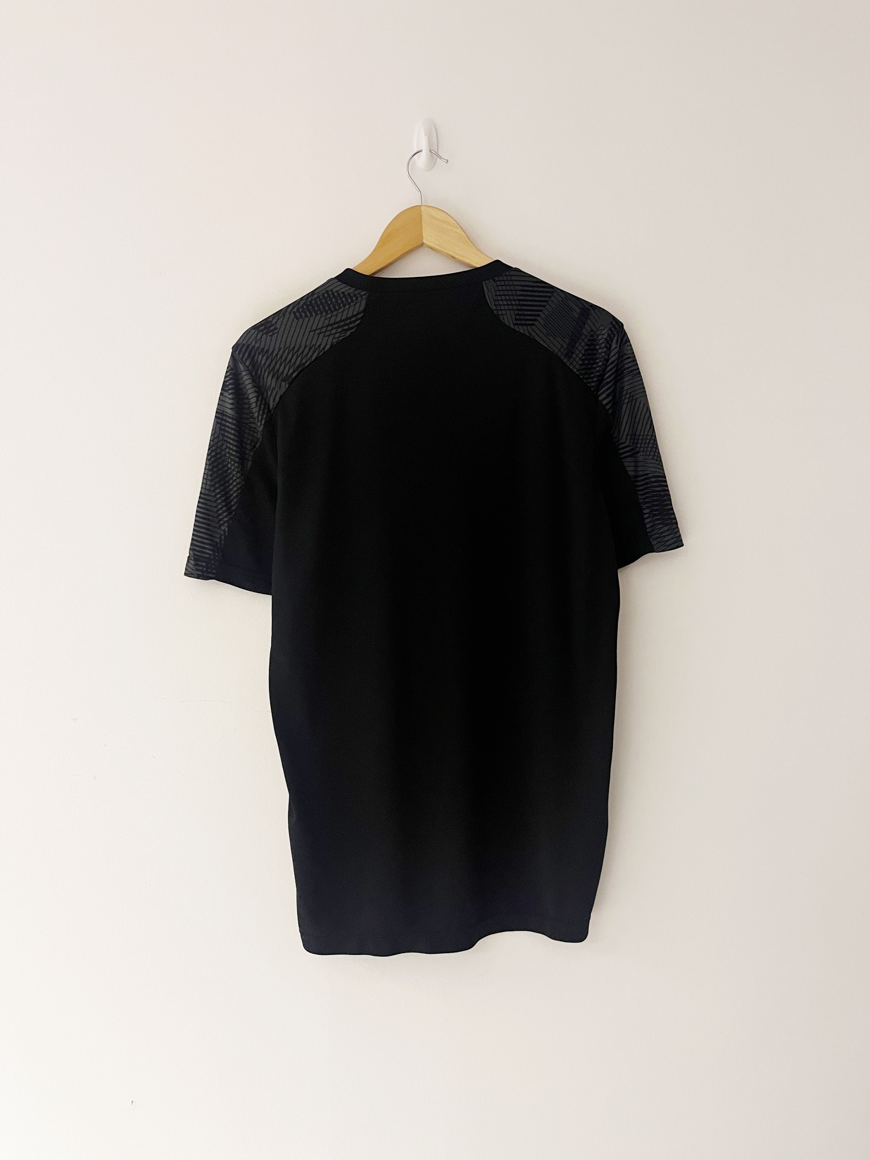 2023/24 Wrexham Training Shirt (XL) 9/10