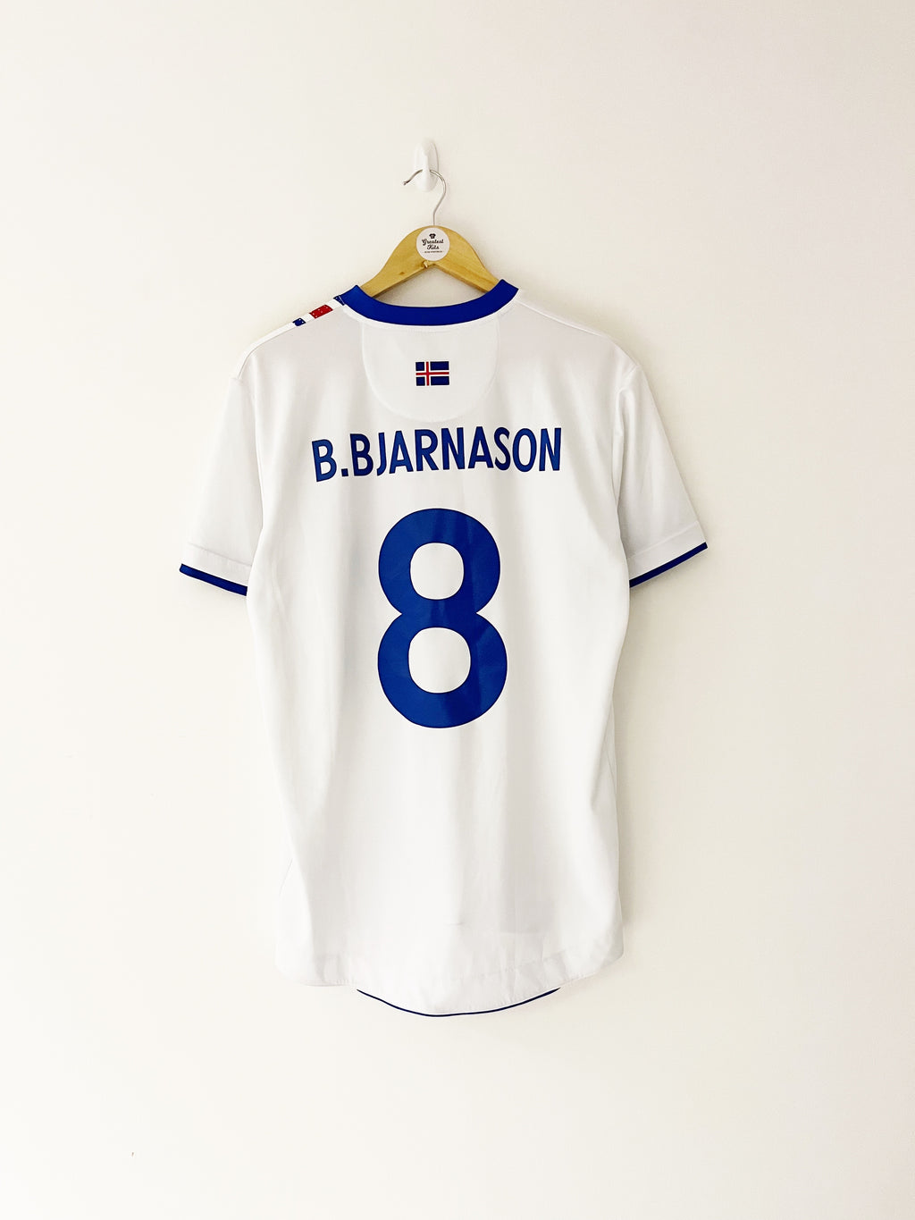 2016/17 Iceland Away Shirt B.Bjarnason #8 (L) 9/10