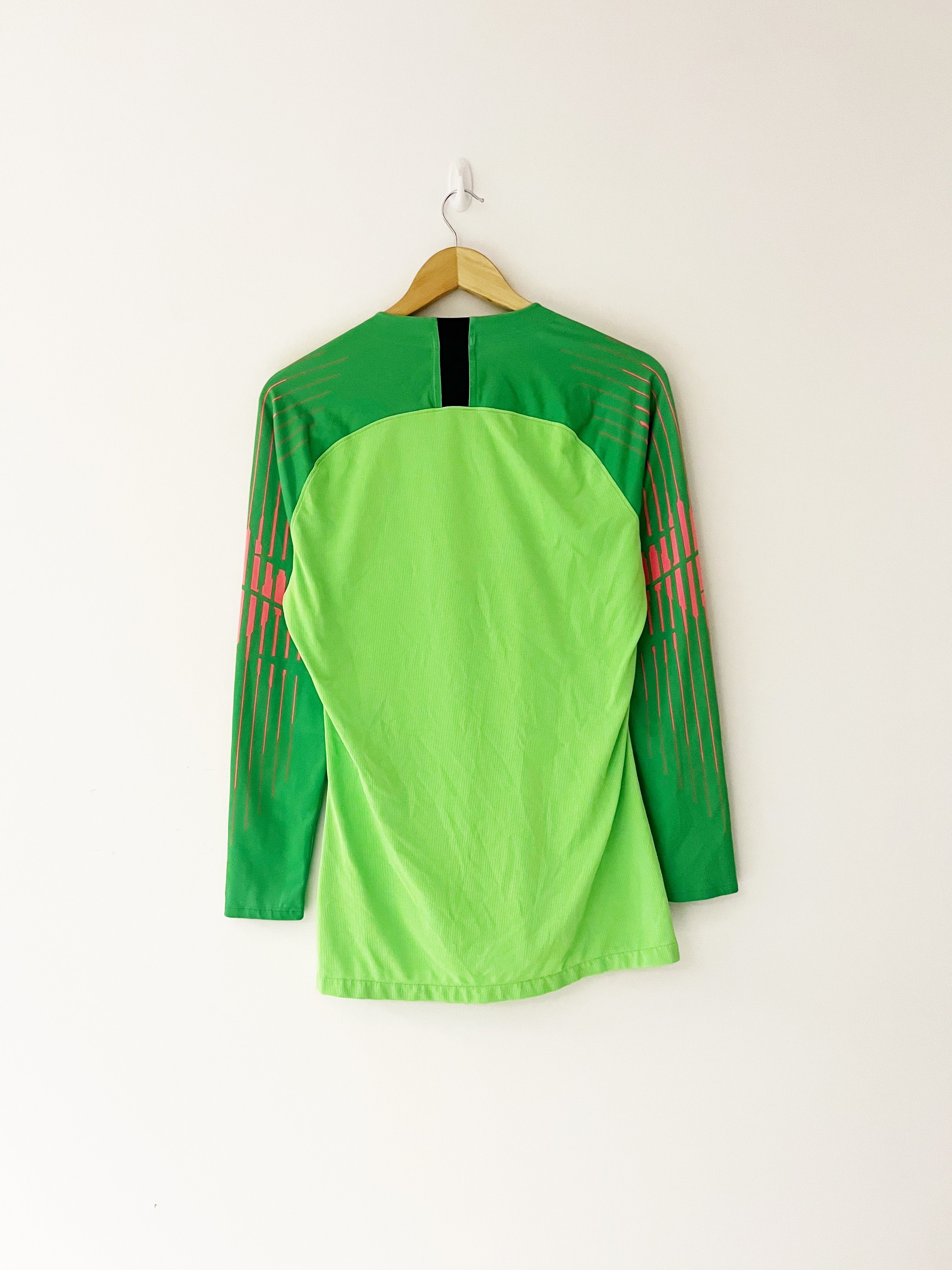 2018/19 Chelsea *Player Spec* GK Shirt (M) 9/10